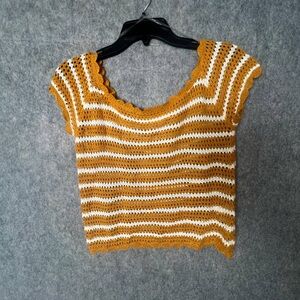 Ardene Women Size‎ Large Crotchet scalloped neck trim short sleeve top